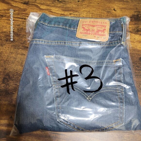 Levi's Jeans 34x32 measures 34x30 Taper Fit Medium Dark Wash Stretch Denim - Picture 12 of 12